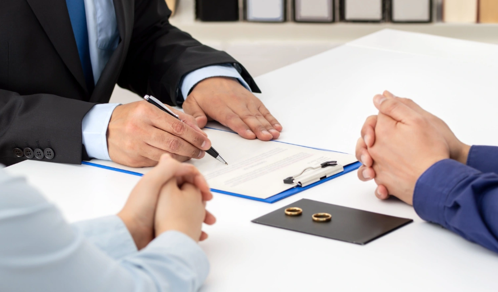 Pasos para iniciar un divorcio de común acuerdo en Santiago